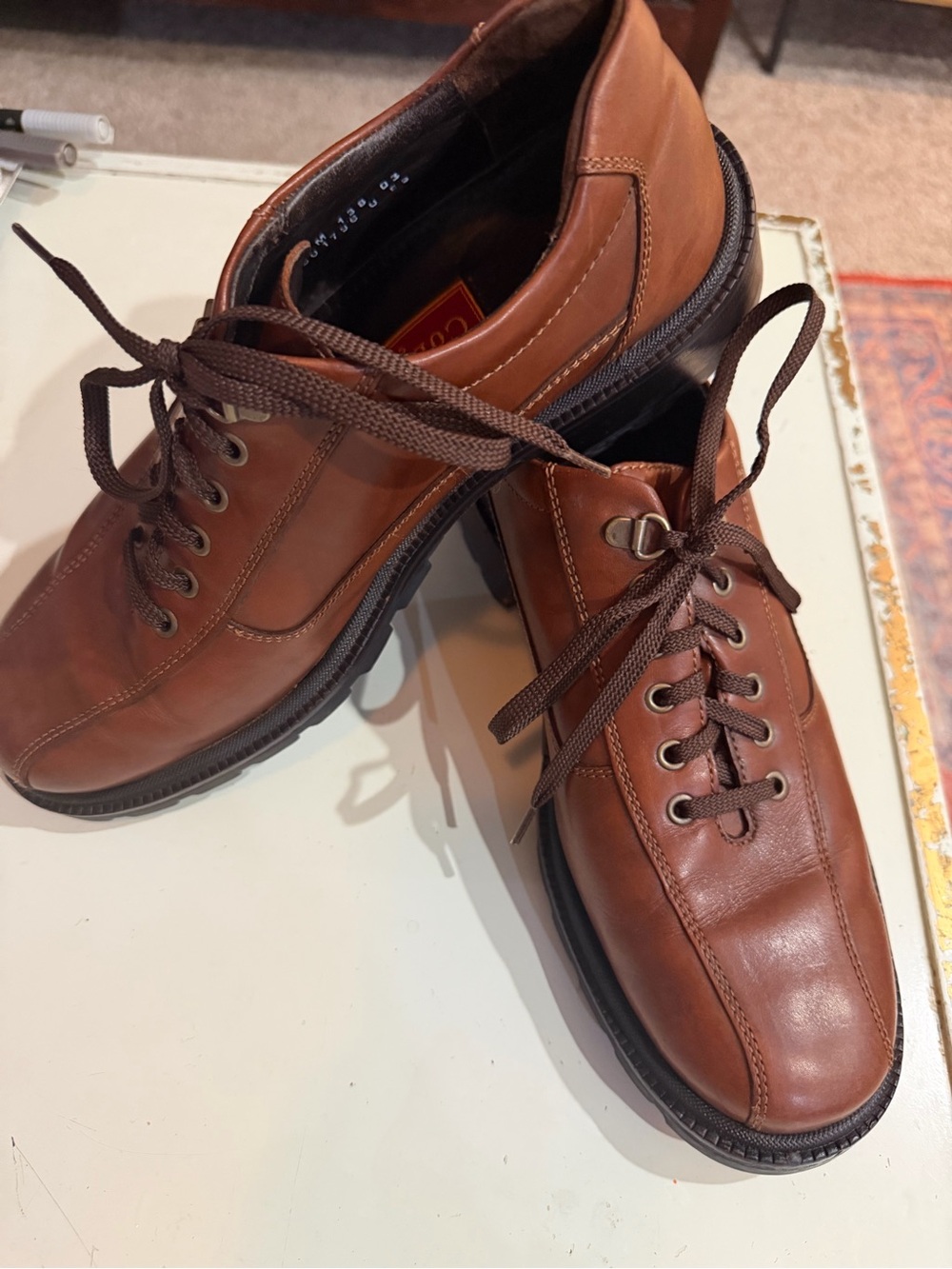 Cole Haan City Men’s Brown Leather Oxford Shoes 9.5 M Lug Sole